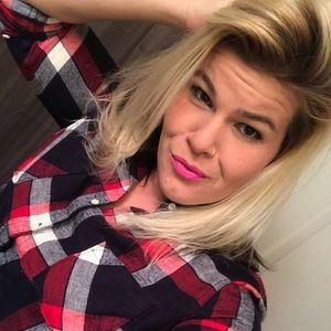 Meet your Posher, Vanessa